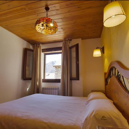 Apartaments La Peguera II Barruera Ngoại thất bức ảnh