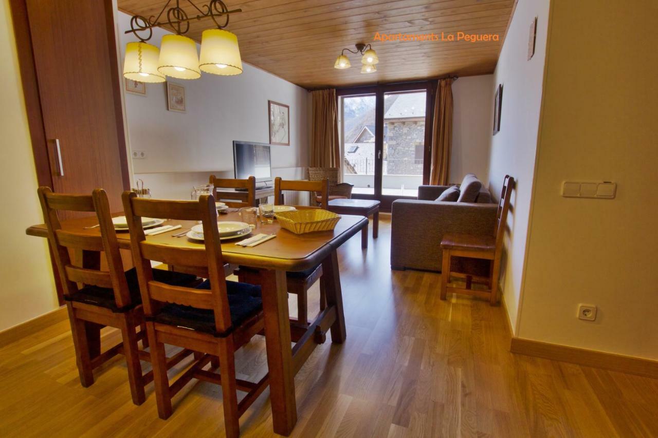 Apartaments La Peguera II Barruera Ngoại thất bức ảnh